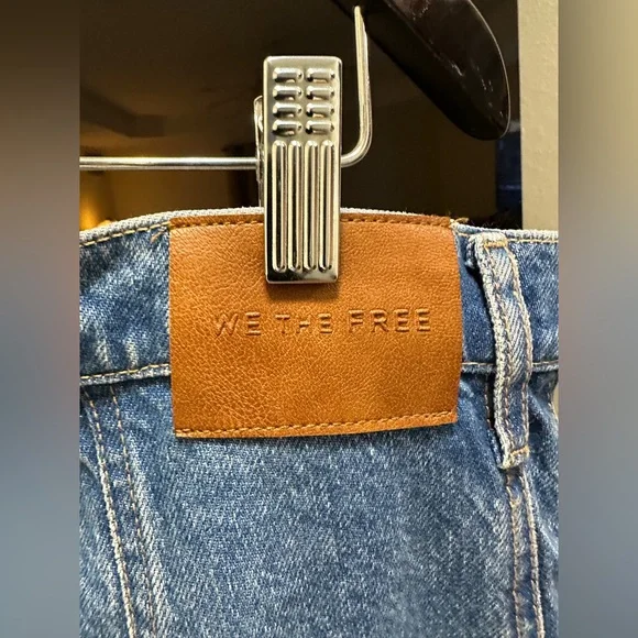 NWT Free People We The Free Good Luck Mid-Rise Barrel Jeans size 33 long - Picture 7 of 9